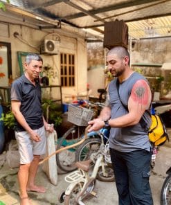 Hanoi: Le Mat Snake Village